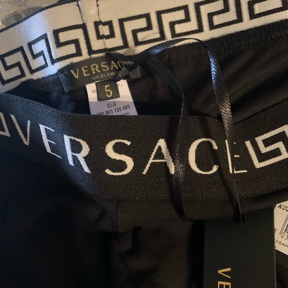 VERSACE - Picture 5 of 10